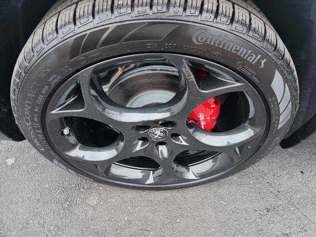 Used 2024 Alfa Romeo Stelvio Veloce image 9