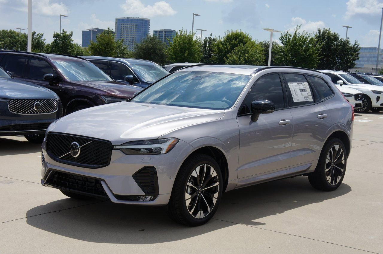 New 2026 Volvo XC60 B5 Plus w/ Protection Package Premier image 2