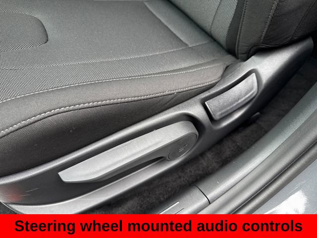 Used 2026 Hyundai Elantra SE w/ Cargo Package FWD image 17