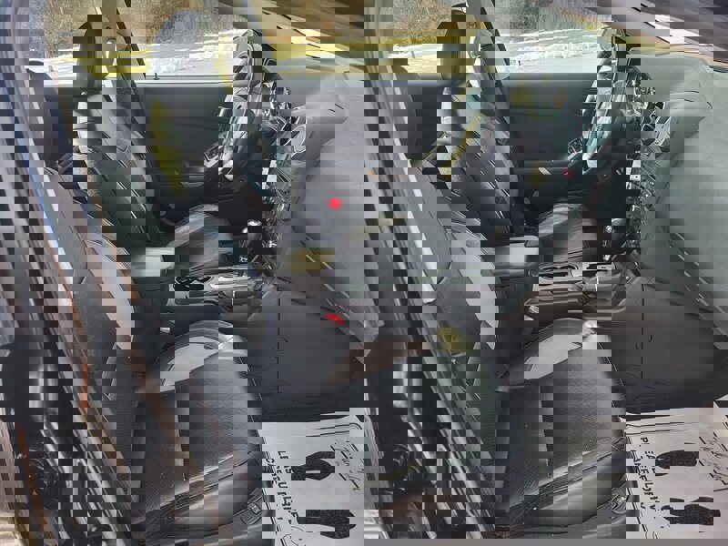 Used 2009 Pontiac G6 GXP w/ Sun And Sound Plus Package image 12