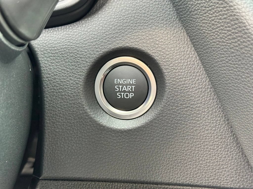 New 2026 Toyota Corolla SE FWD image 18
