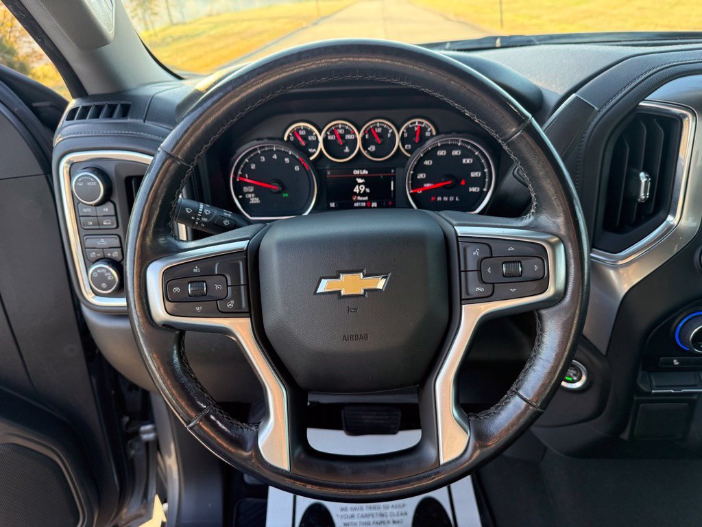 Used 2021 Chevrolet Silverado 1500 LT AWD/4WD image 29