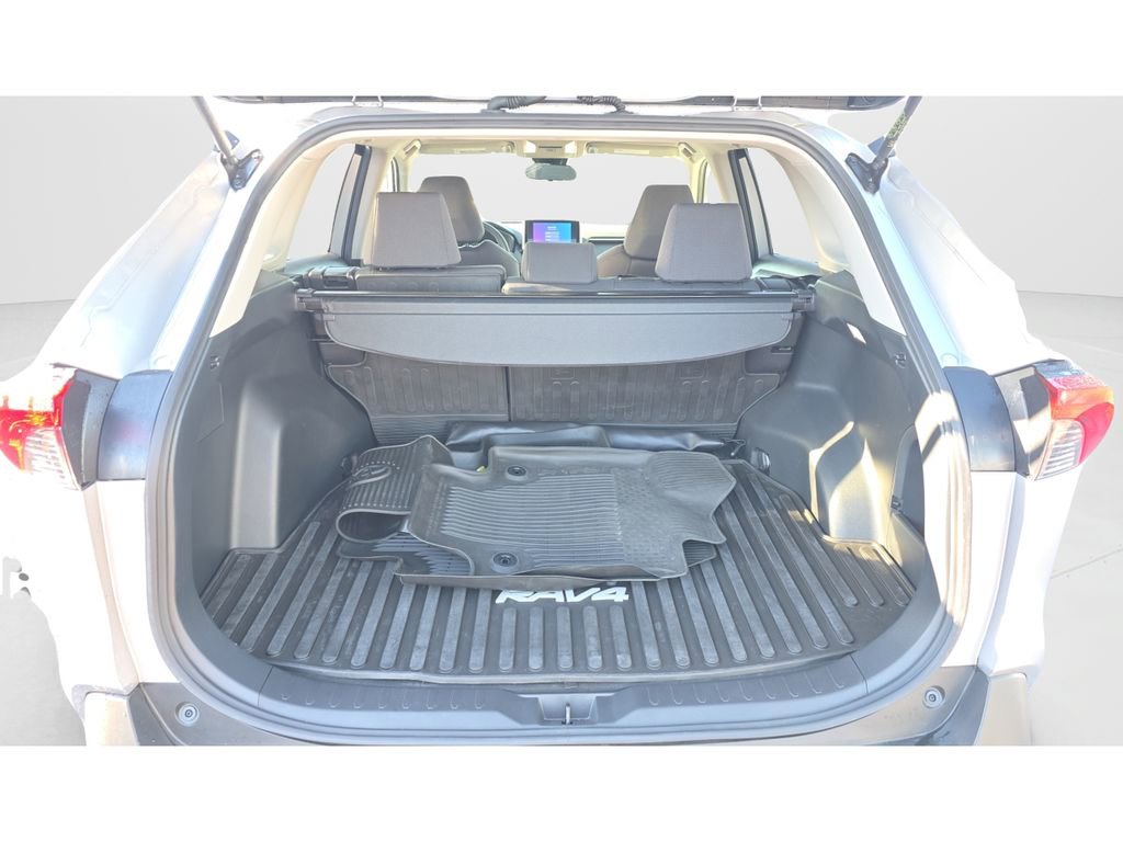 Used 2023 Toyota RAV4 XLE image 20