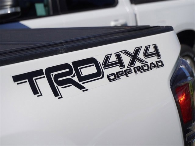 Used 2022 Toyota Tacoma TRD Off-Road image 8