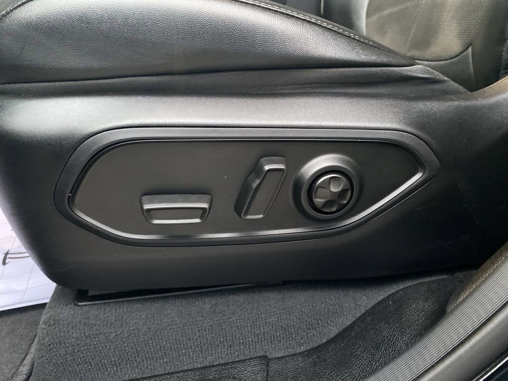 Used 2023 Jeep Grand Cherokee Altitude image 18