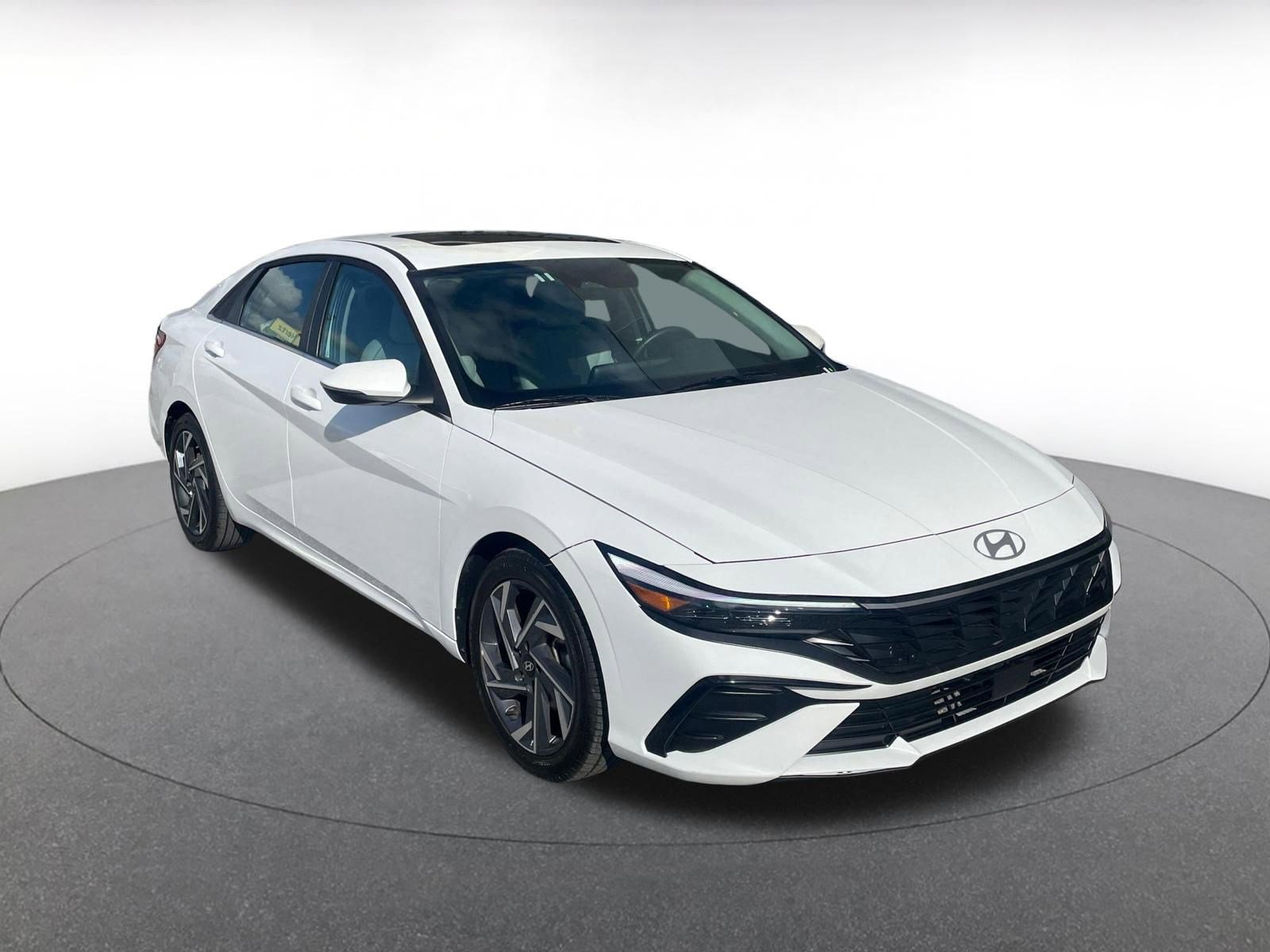 Used 2025 Hyundai Elantra Limited