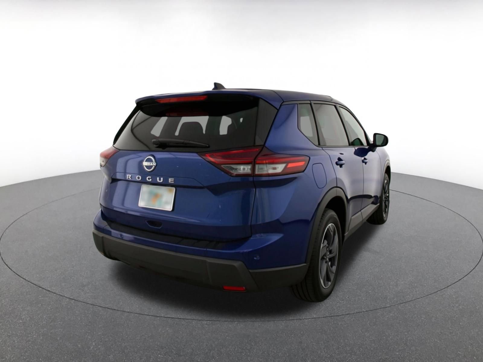 Used 2025 Nissan Rogue SV FWD image 9