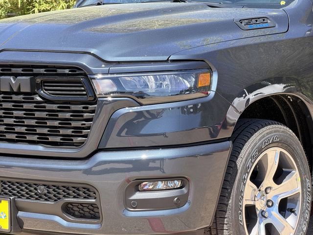 New 2026 RAM 1500 Express image 8