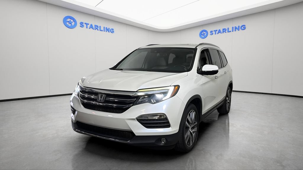 Used 2017 Honda Pilot Touring image 16