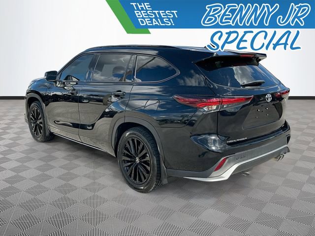 Used 2024 Toyota Highlander XSE image 7