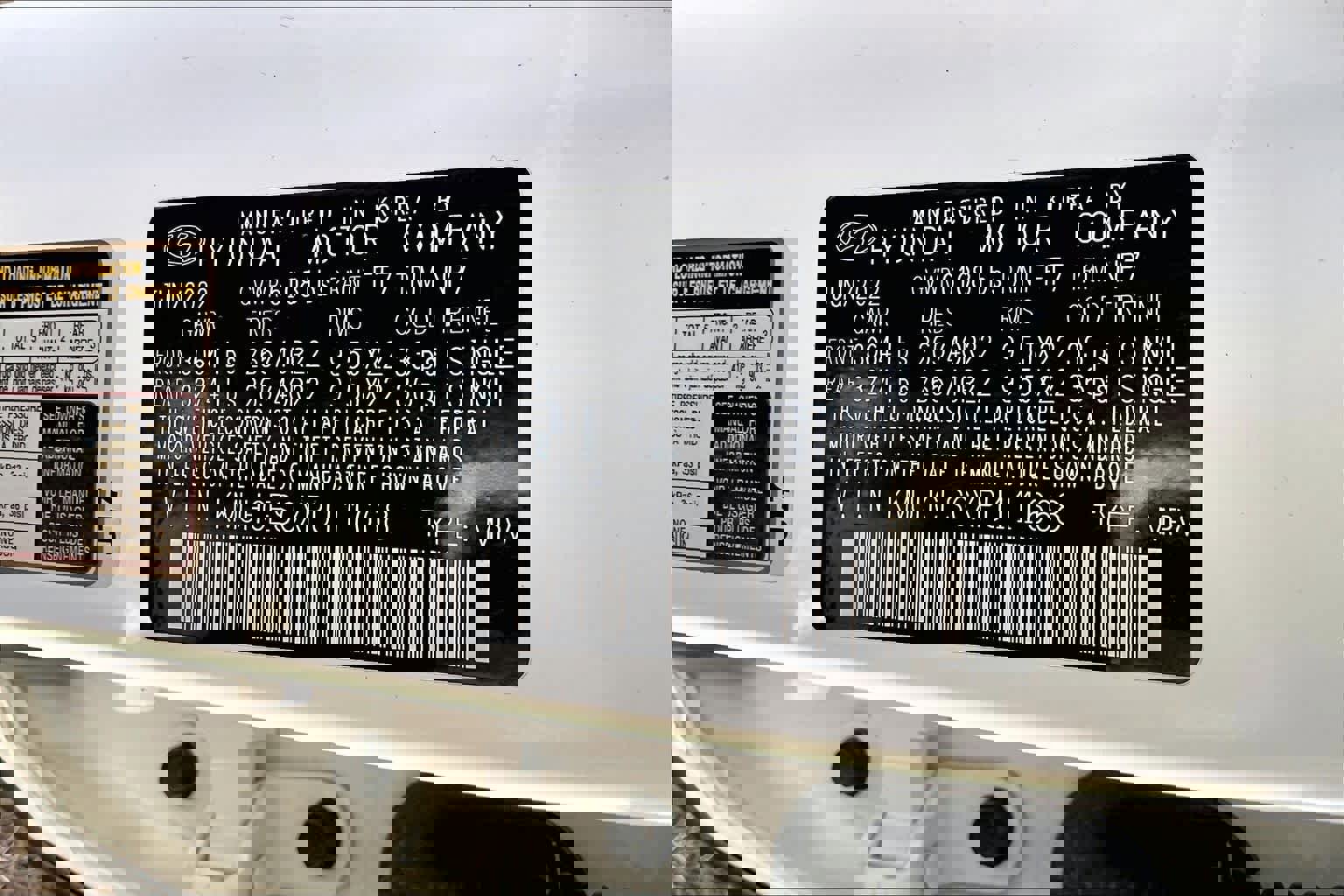 Used 2023 Genesis GV80 3.5T w/ Prestige Matte Package image 33