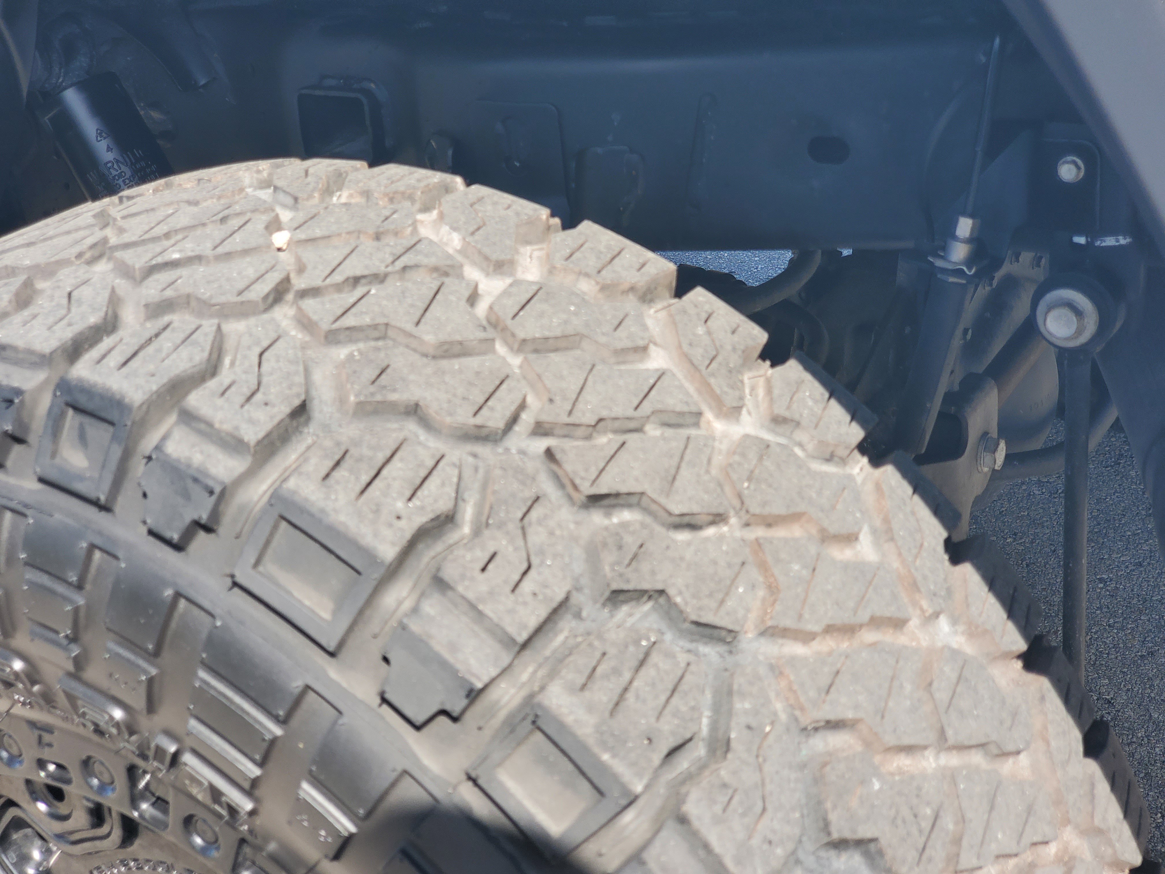 Used 2020 Jeep Gladiator Sport image 34