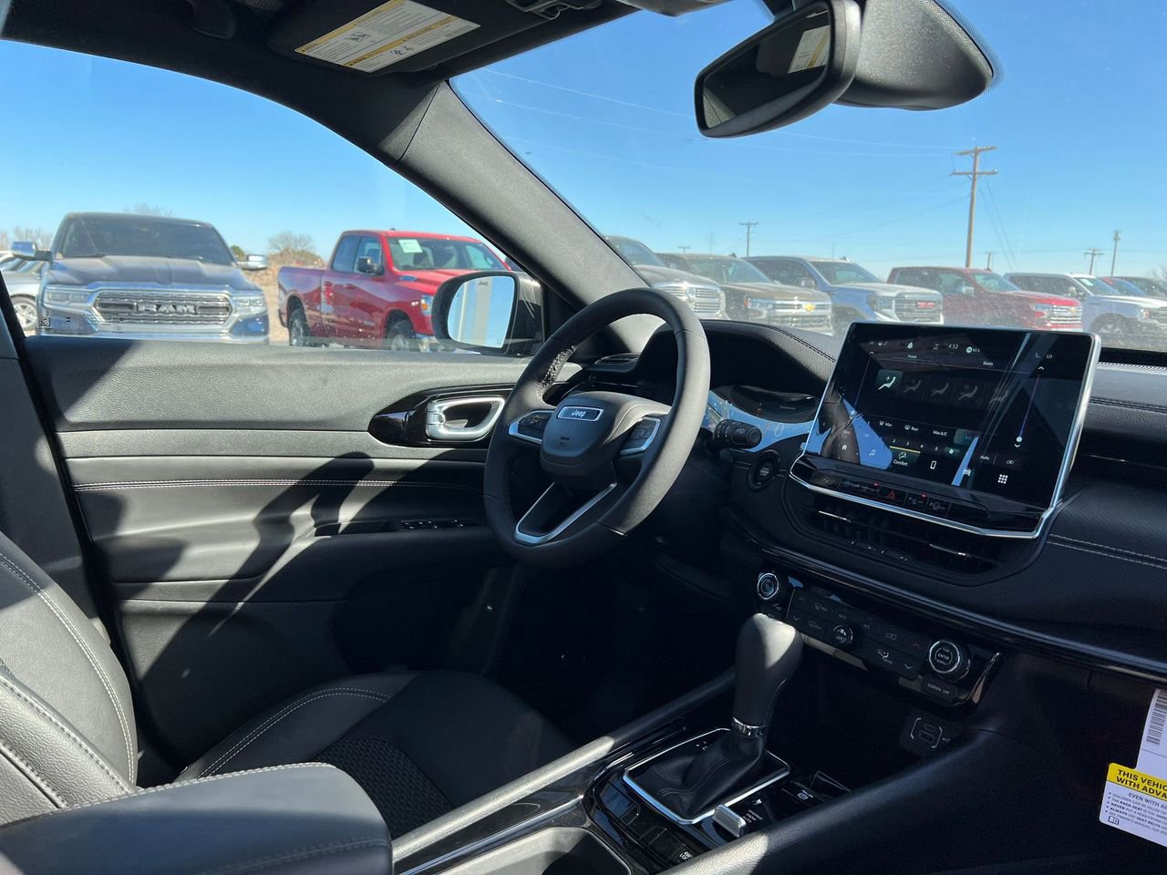 New 2024 Jeep Compass Latitude w/ Sun and Sound Group image 9
