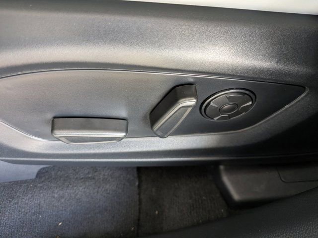 Certified 2026 Ford Explorer Platinum w/ LUX Leather Package image 23