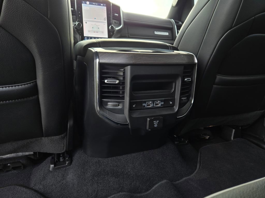 Used 2025 RAM 1500 Laramie w/ Sport Appearance Package AWD/4WD image 32