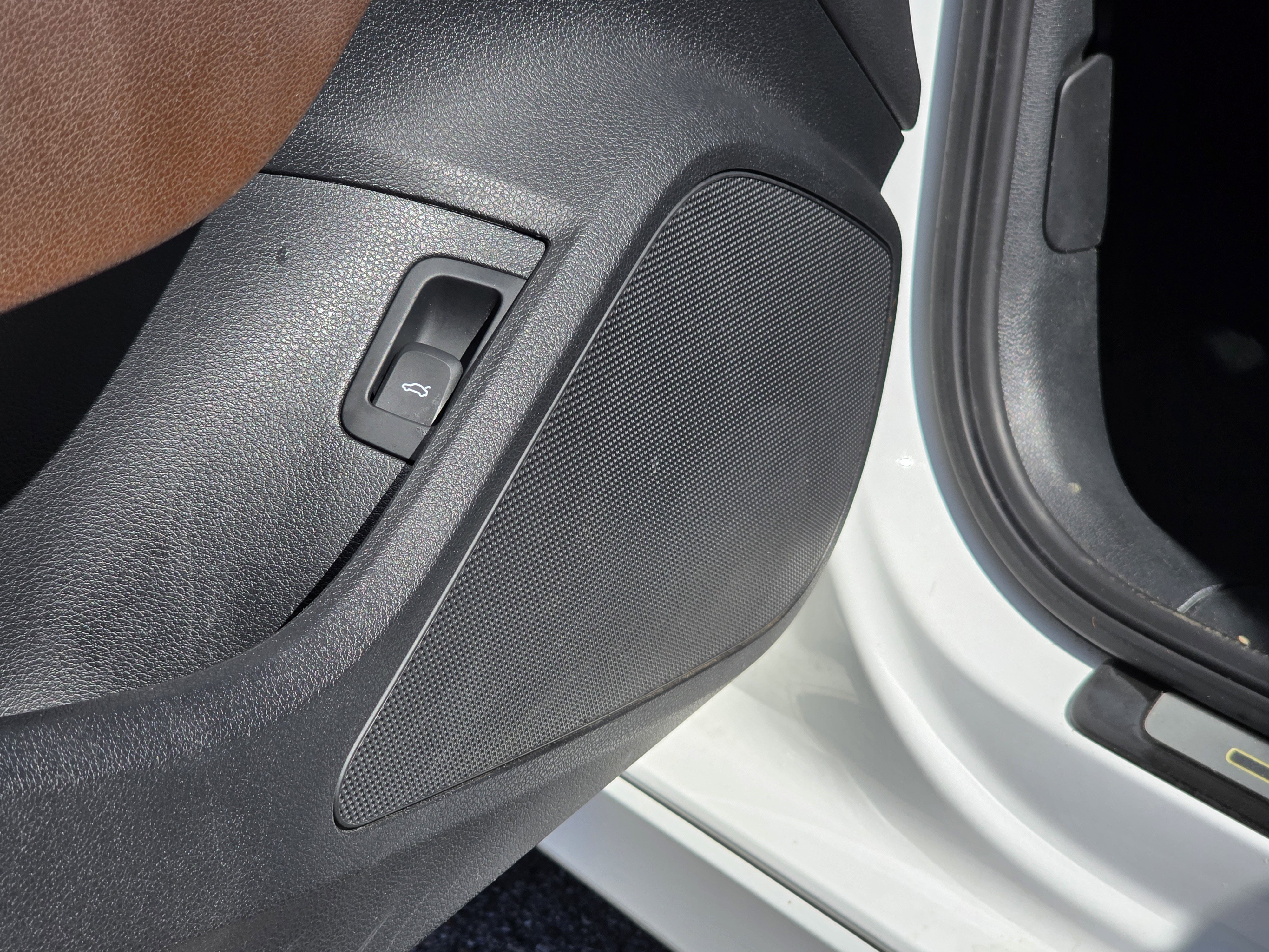 Used 2017 Audi A3 2.0T Premium Plus image 18