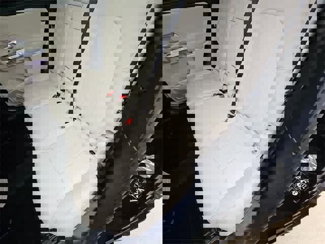 Used 2023 Mercedes-Benz GLB 250 image 20