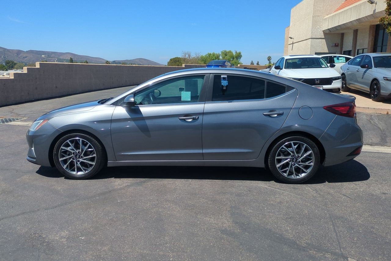 Used 2020 Hyundai Elantra Limited FWD image 9