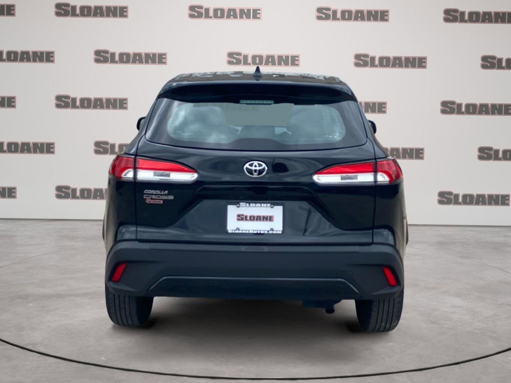 Used 2024 Toyota Corolla Cross L FWD image 4