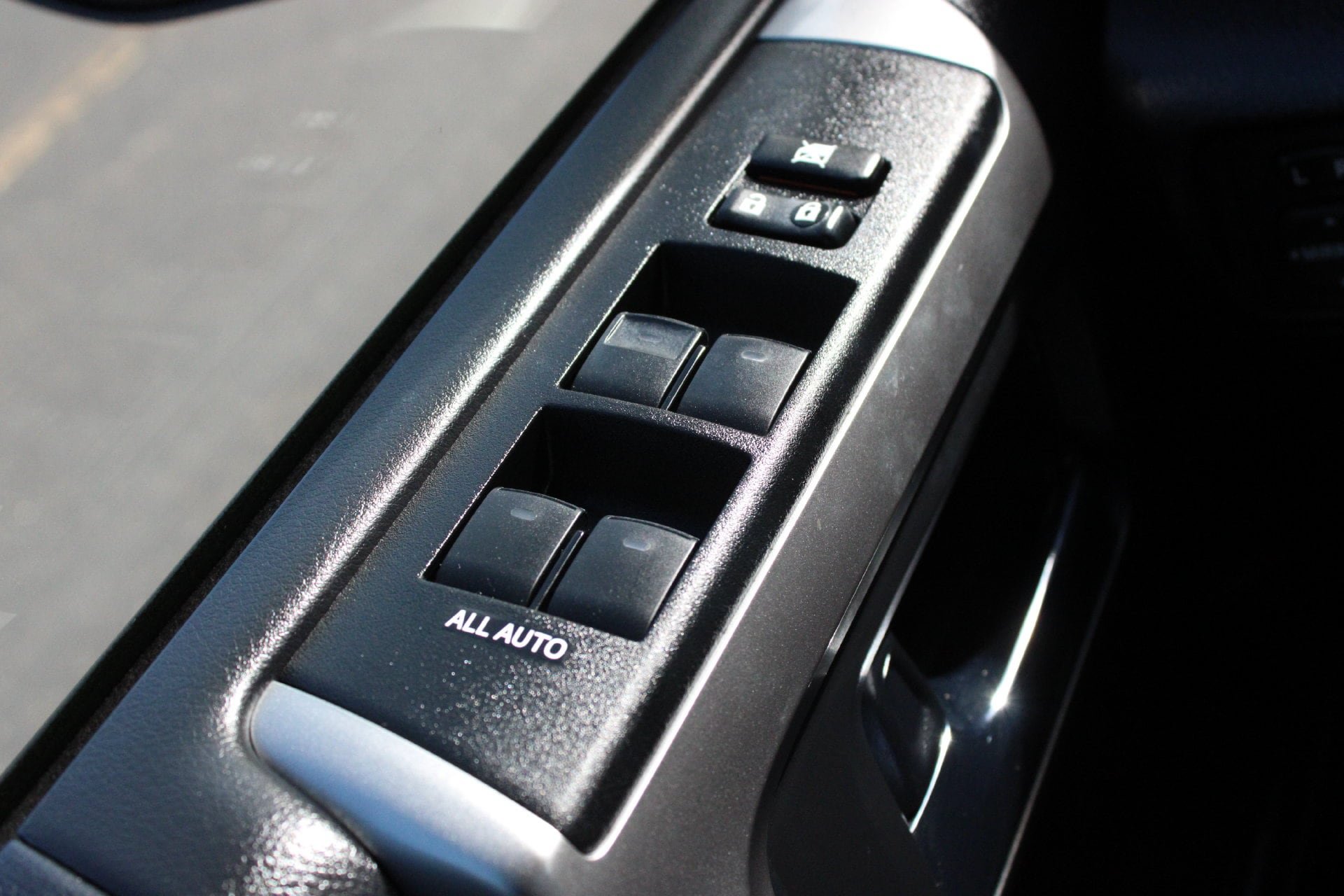 Used 2024 Toyota 4Runner SR5 Premium w/ Moonroof Package AWD/4WD image 24