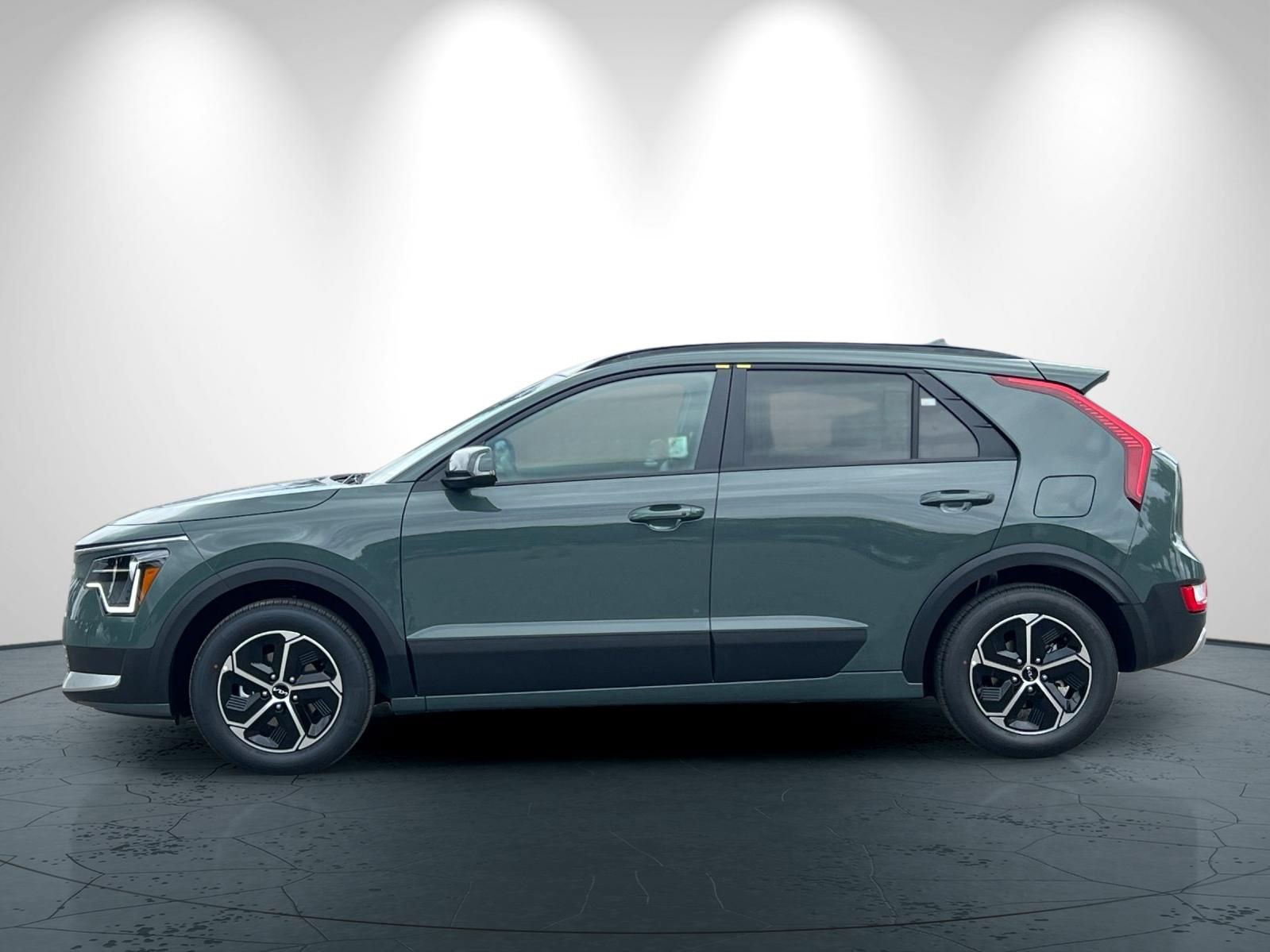 New 2026 Kia Niro EX FWD image 7