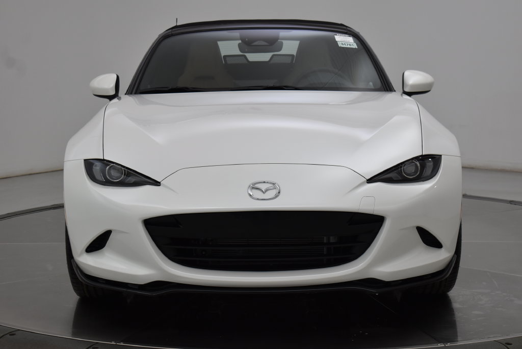 Used 2025 MAZDA MX-5 Miata Grand Touring w/ Appearance Package RWD image 11