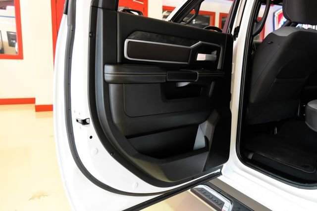 Used 2024 RAM 2500 Big Horn image 43