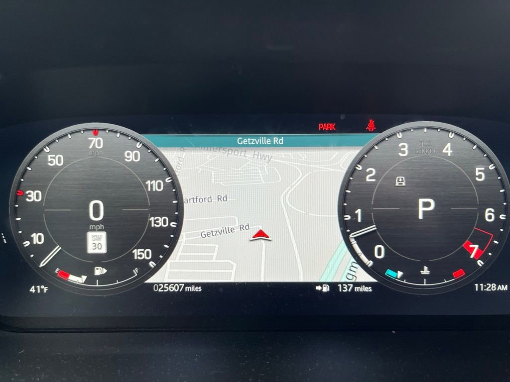 Used 2024 Land Rover Defender 110 X-Dynamic SE image 26