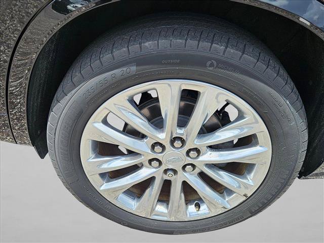 Used 2020 Cadillac XT6 Premium Luxury FWD image 6
