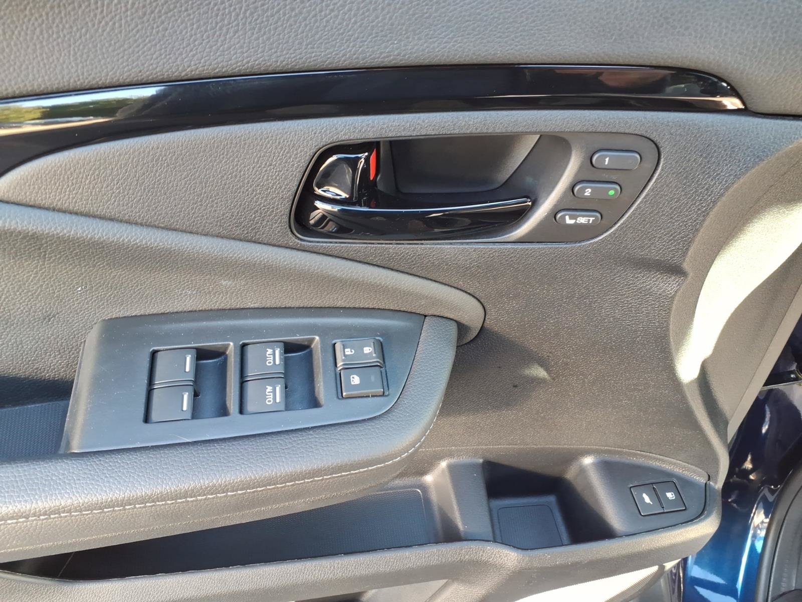 Used 2022 Honda Passport Elite image 14