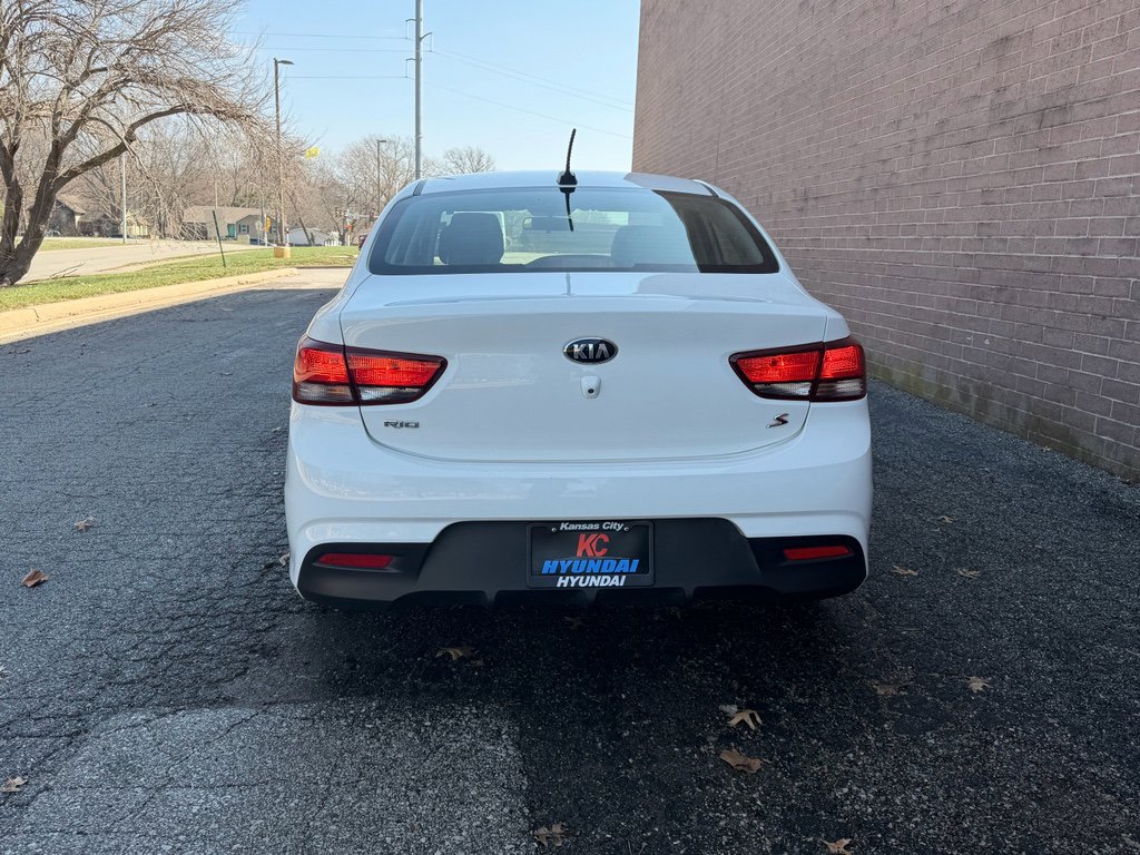 Used 2018 Kia Rio S image 4