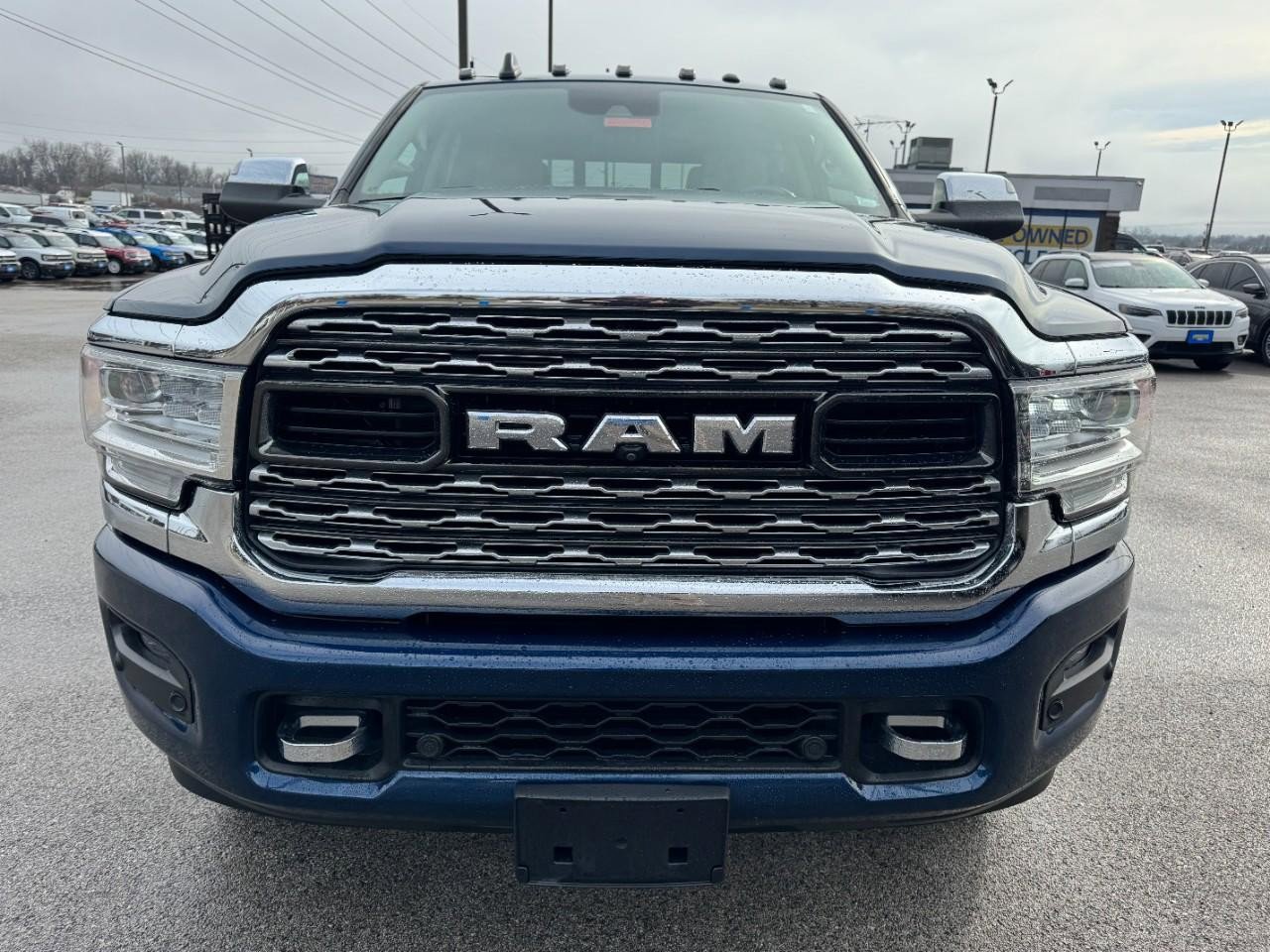 Used 2022 RAM 3500 Limited image 9