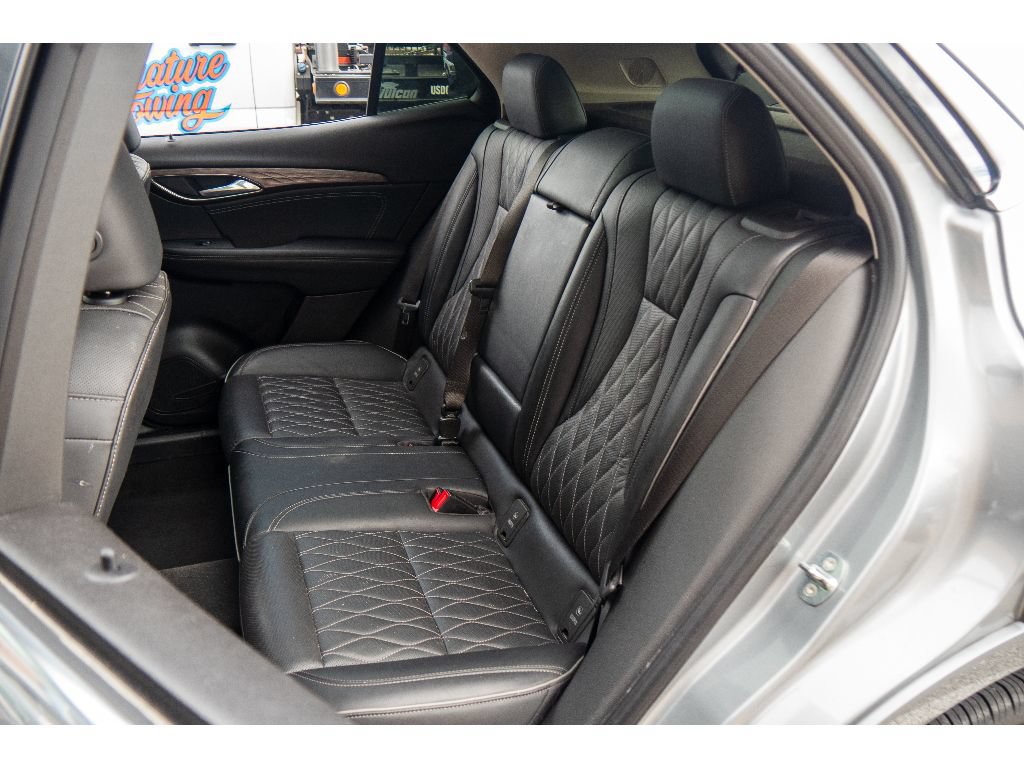 Used 2023 Buick Envision Avenir AWD/4WD image 20