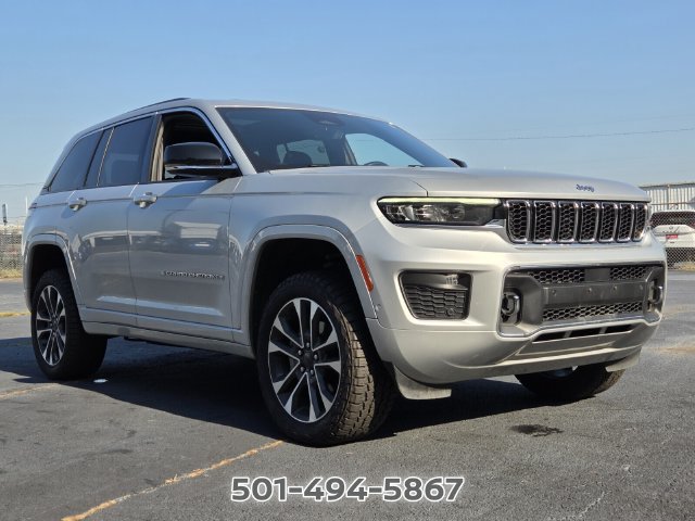 Used 2022 Jeep Grand Cherokee Overland AWD/4WD image 4