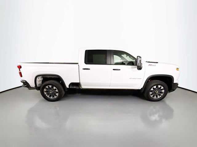 Used 2024 Chevrolet Silverado 2500 Custom w/ Custom Value Package AWD/4WD image 10