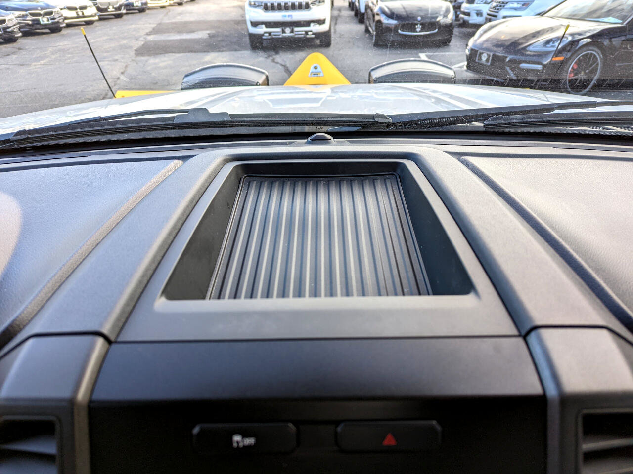 Used 2022 Ford F250 XL w/ Power Equipment Group image 19