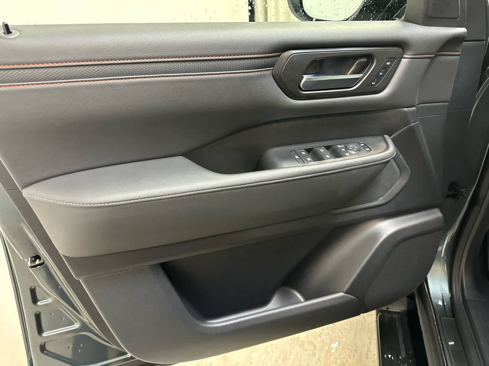 New 2026 Nissan Armada PRO-4X AWD/4WD image 19