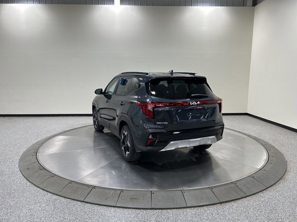 New 2026 Kia Seltos S image 8