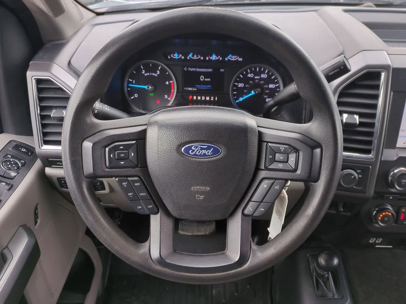 Used 2017 Ford F350 XLT w/ XLT Premium Package AWD/4WD image 22