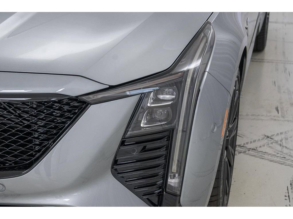 New 2025 Cadillac CT5 Premium Luxury w/ LPO, ONYX Package image 9