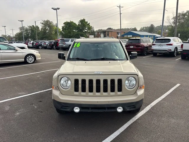 Used 2016 Jeep Patriot High Altitude FWD image 5