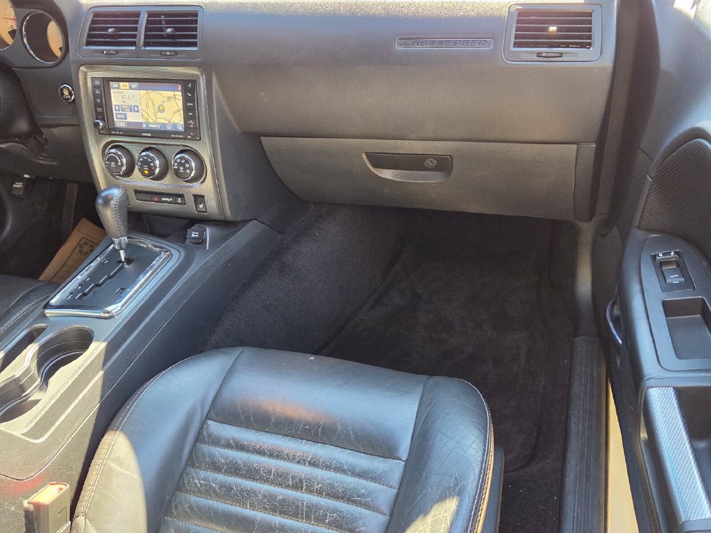 Used 2013 Dodge Challenger R/T Plus RWD image 18
