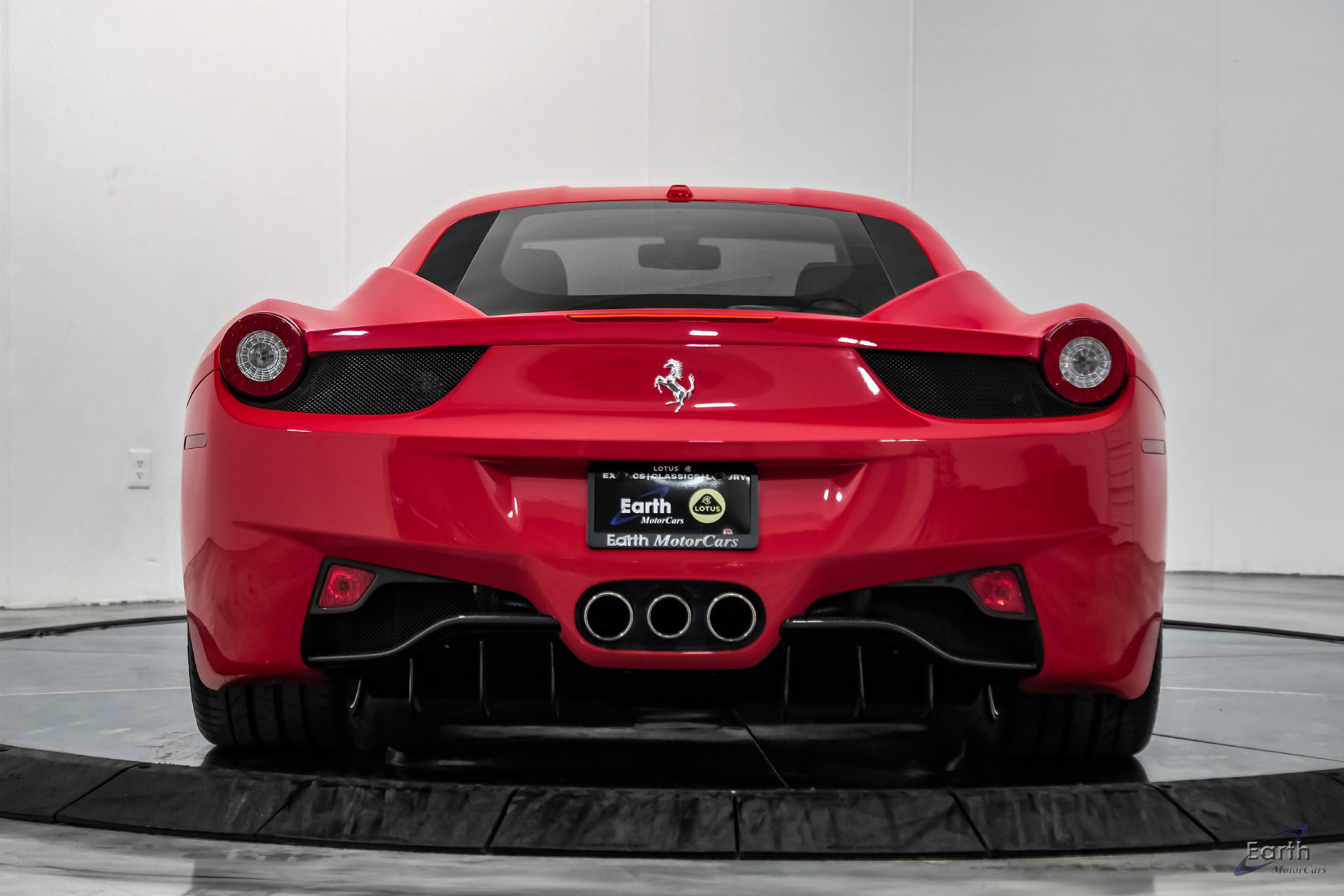 Used 2014 Ferrari 458 Italia Coupe RWD image 15