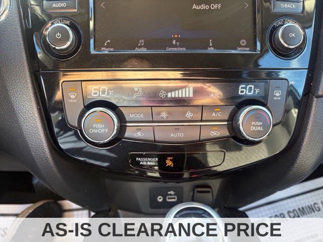 Used 2020 Nissan Rogue SV FWD image 30