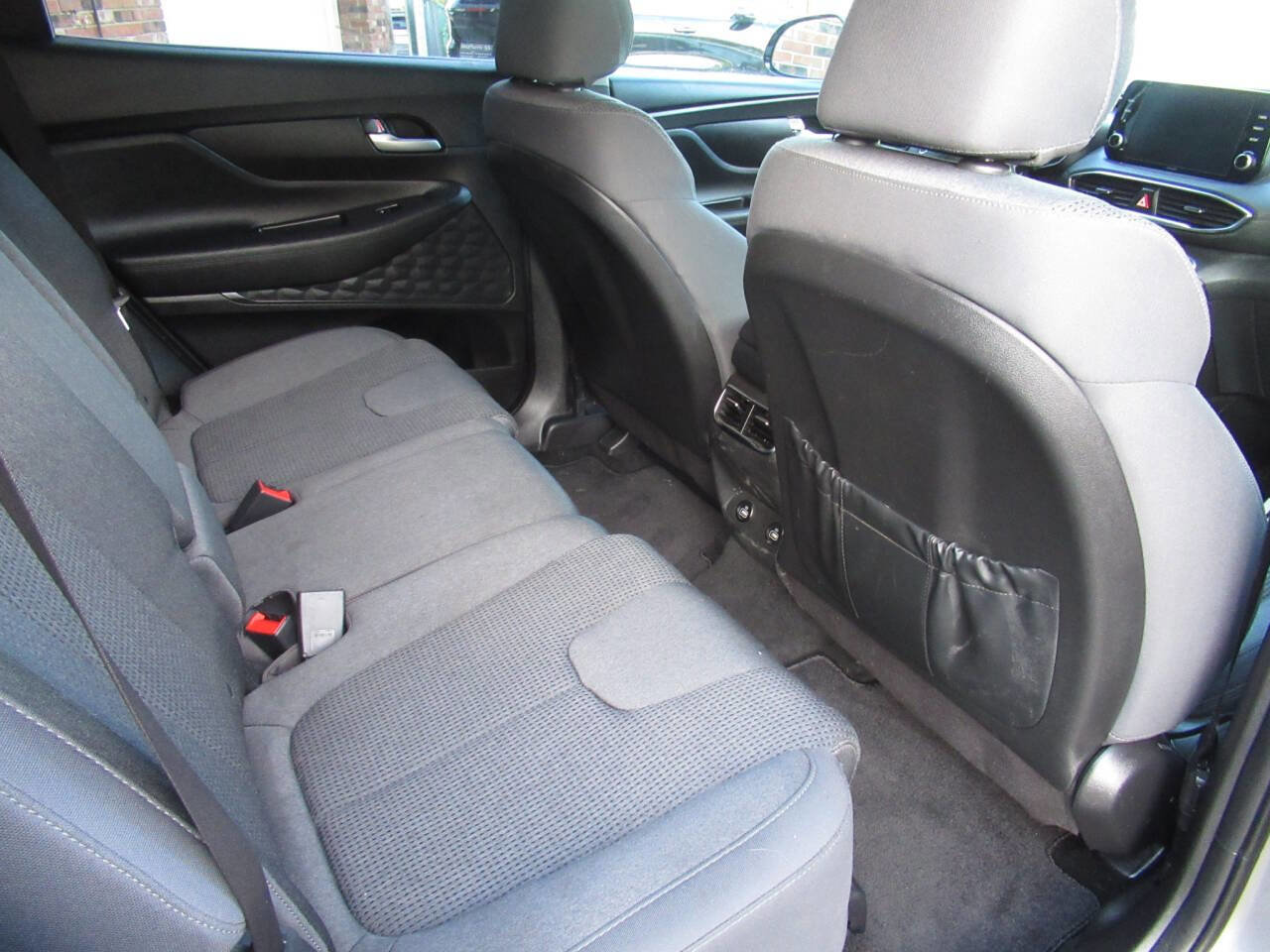 Used 2022 Hyundai Santa Fe SEL w/ Cargo Package image 6