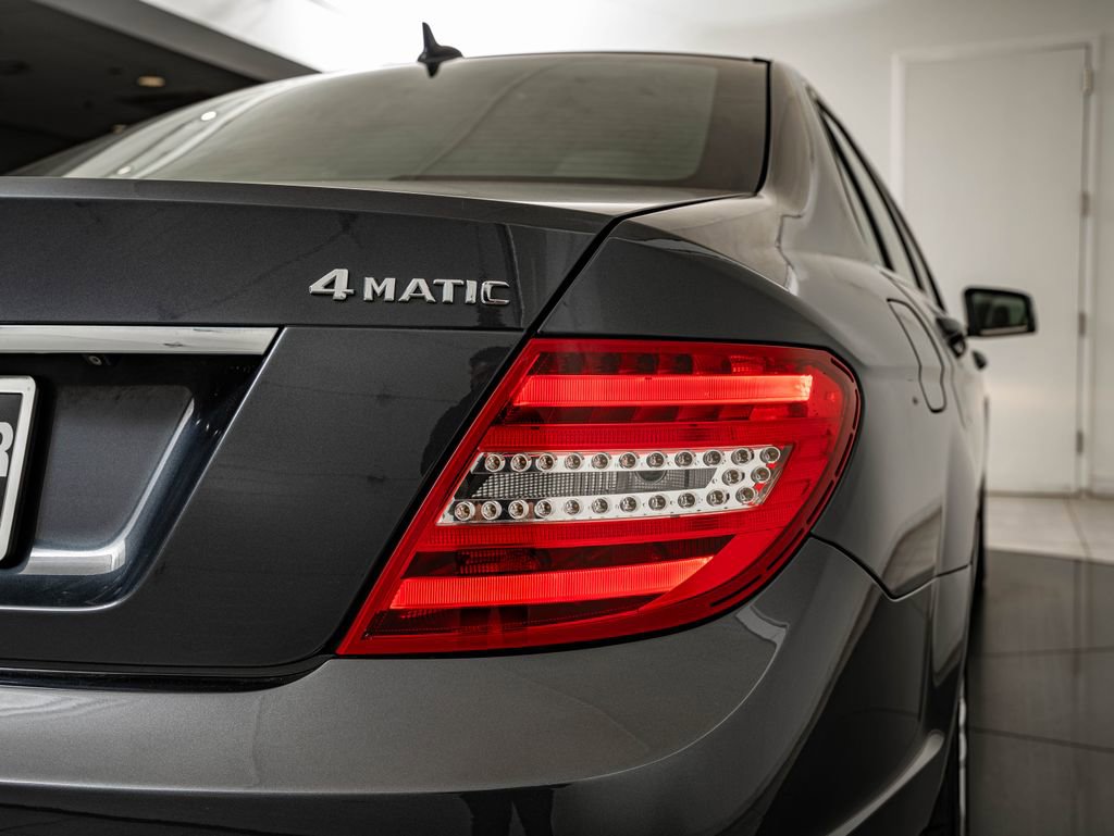 Used 2013 Mercedes-Benz C 300 4MATIC Sedan image 14