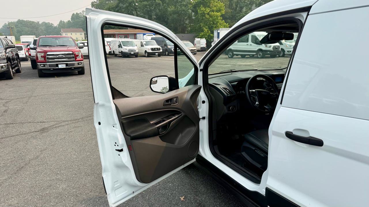 Used 2020 Ford Transit Connect XL FWD image 15