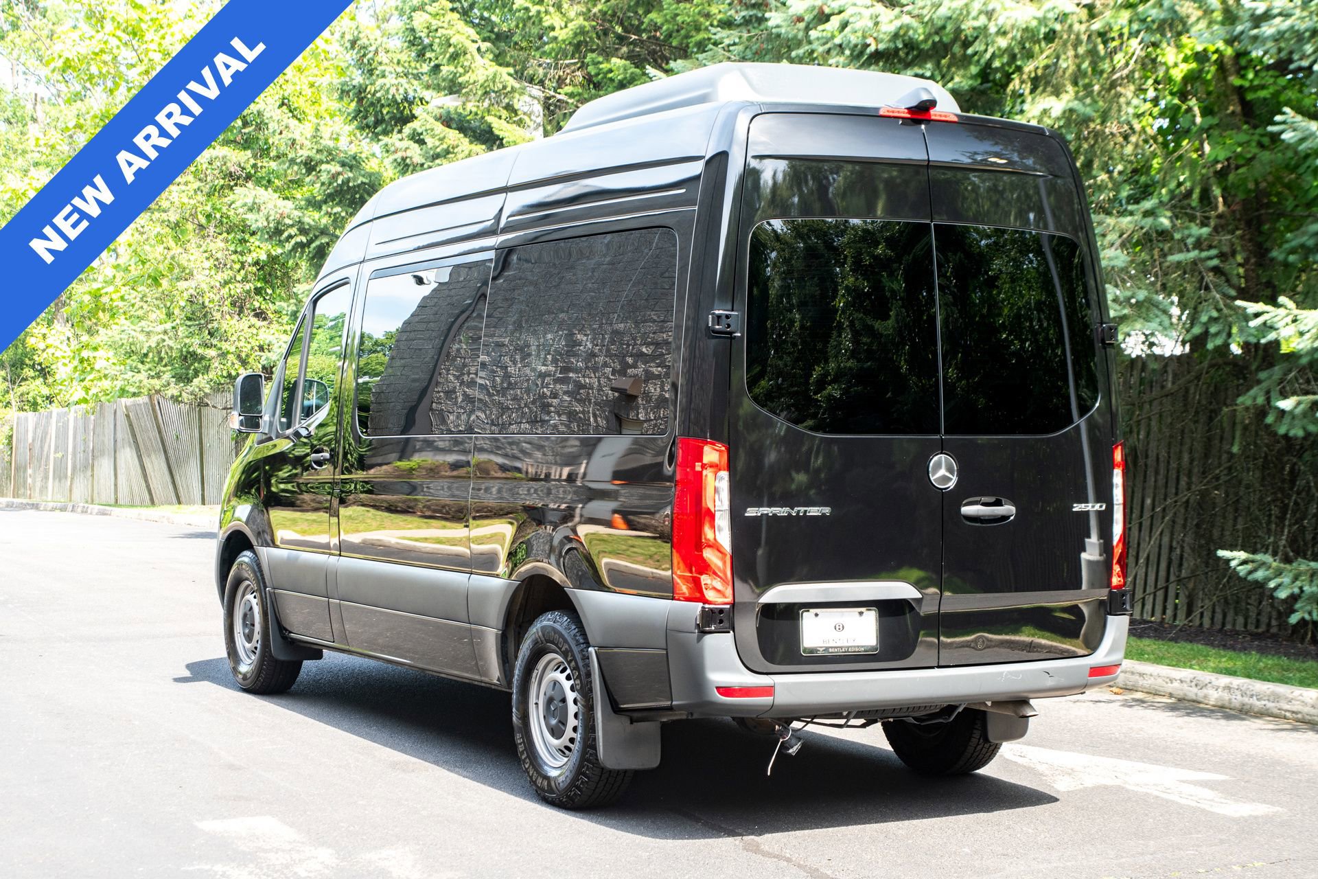 Used 2024 Mercedes-Benz Sprinter 2500 image 7