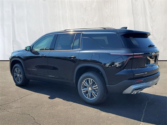 New 2026 Chevrolet Traverse LT image 3