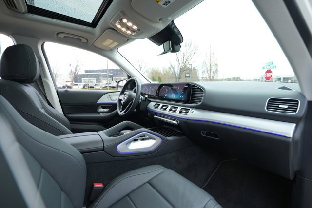 Certified 2025 Mercedes-Benz GLE 450e 4MATIC image 40